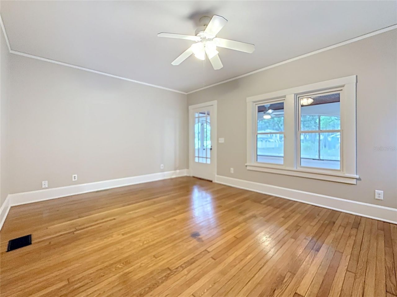 4595 9th Avenue N, Saint Petersburg, FL 33713 Photo