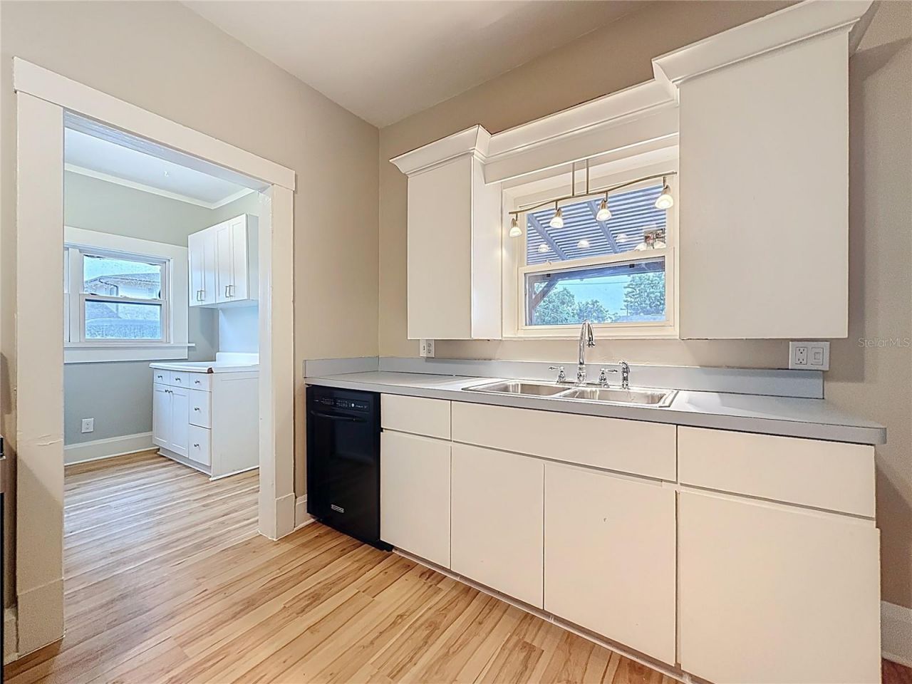 4595 9th Avenue N, Saint Petersburg, FL 33713 Photo