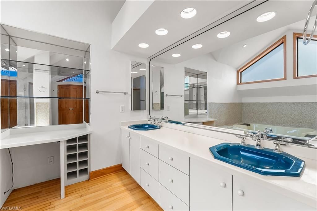 406 Gulf Bend Dr, Captiva, FL 33924 Photo