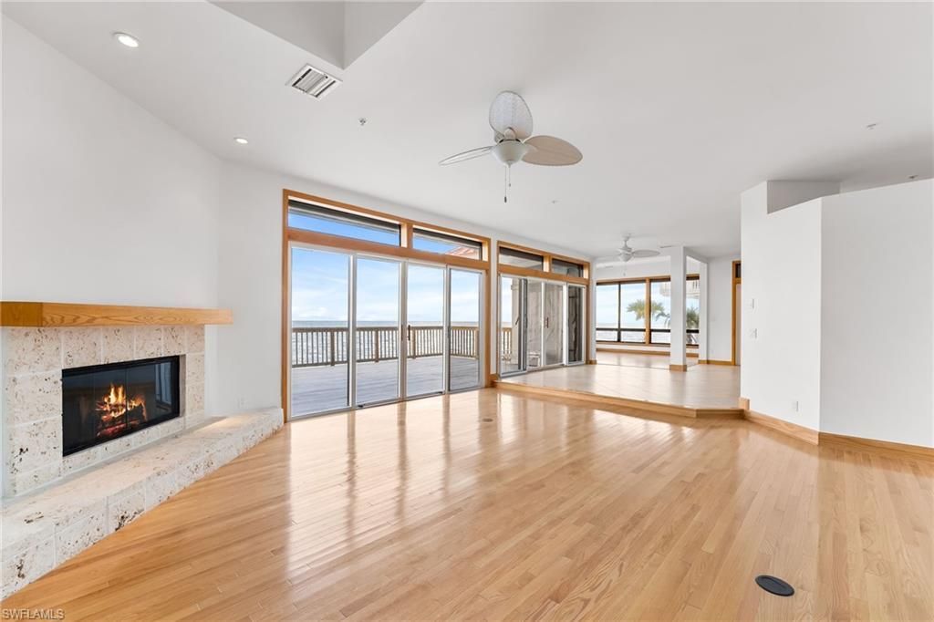 406 Gulf Bend Dr, Captiva, FL 33924 Photo