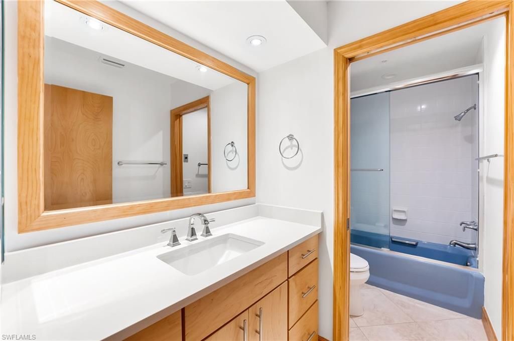 406 Gulf Bend Dr, Captiva, FL 33924 Photo