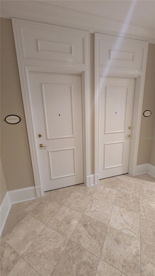 750 N Tamiami Trail, Unit 1402, Sarasota, FL 34236 Photo
