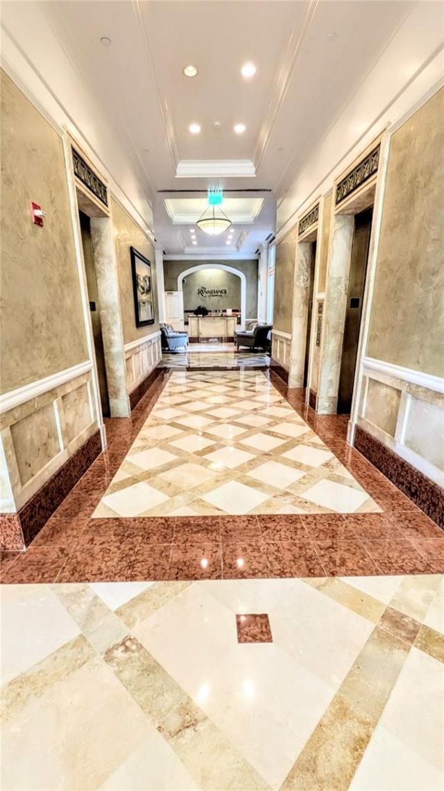 750 N Tamiami Trail, Unit 1402, Sarasota, FL 34236 Photo