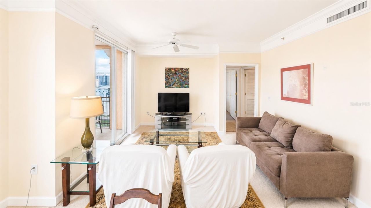 750 N Tamiami Trail, Unit 1402, Sarasota, FL 34236 Photo