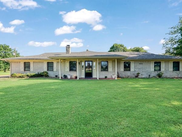 6951 Farm Road 1499, Sumner, TX 75486