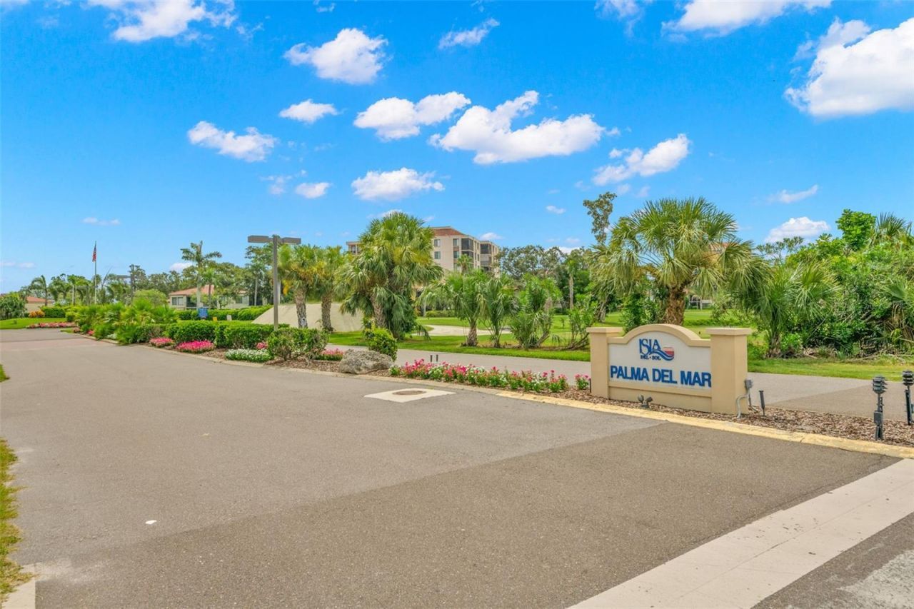 6219 Palma Del Mar Boulevard S, Unit 606, Saint Petersburg, FL 33715 Photo