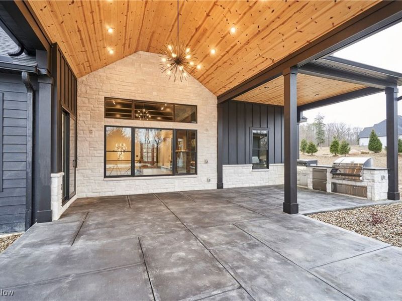 2324 Hard Rock Way, Hinckley, OH 44233 Photo 18