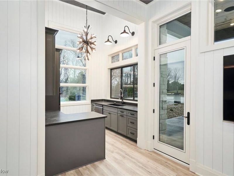 2324 Hard Rock Way, Hinckley, OH 44233 Photo 6