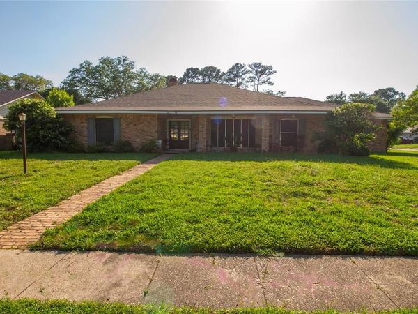 2300 Belmont Boulevard, Bossier City, LA 71111