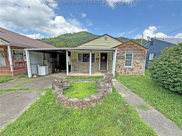 217 McConnell Road, Stollings, WV 25646