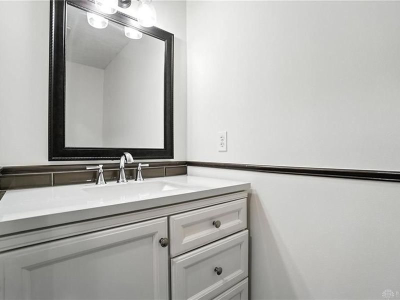 165 Frebis Avenue, Columbus, OH 43206 Photo 10