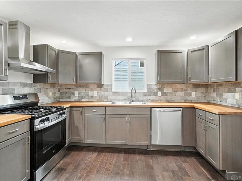 165 Frebis Avenue, Columbus, OH 43206 Photo 8