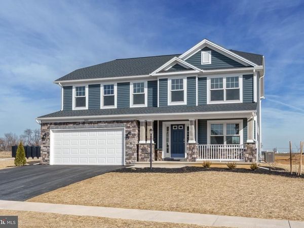 803 GREENWICH LANE, SHIPPENSBURG, PA 17257