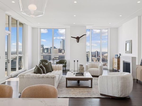 1111 W River Parkway, Unit 31B, Minneapolis, MN 55415