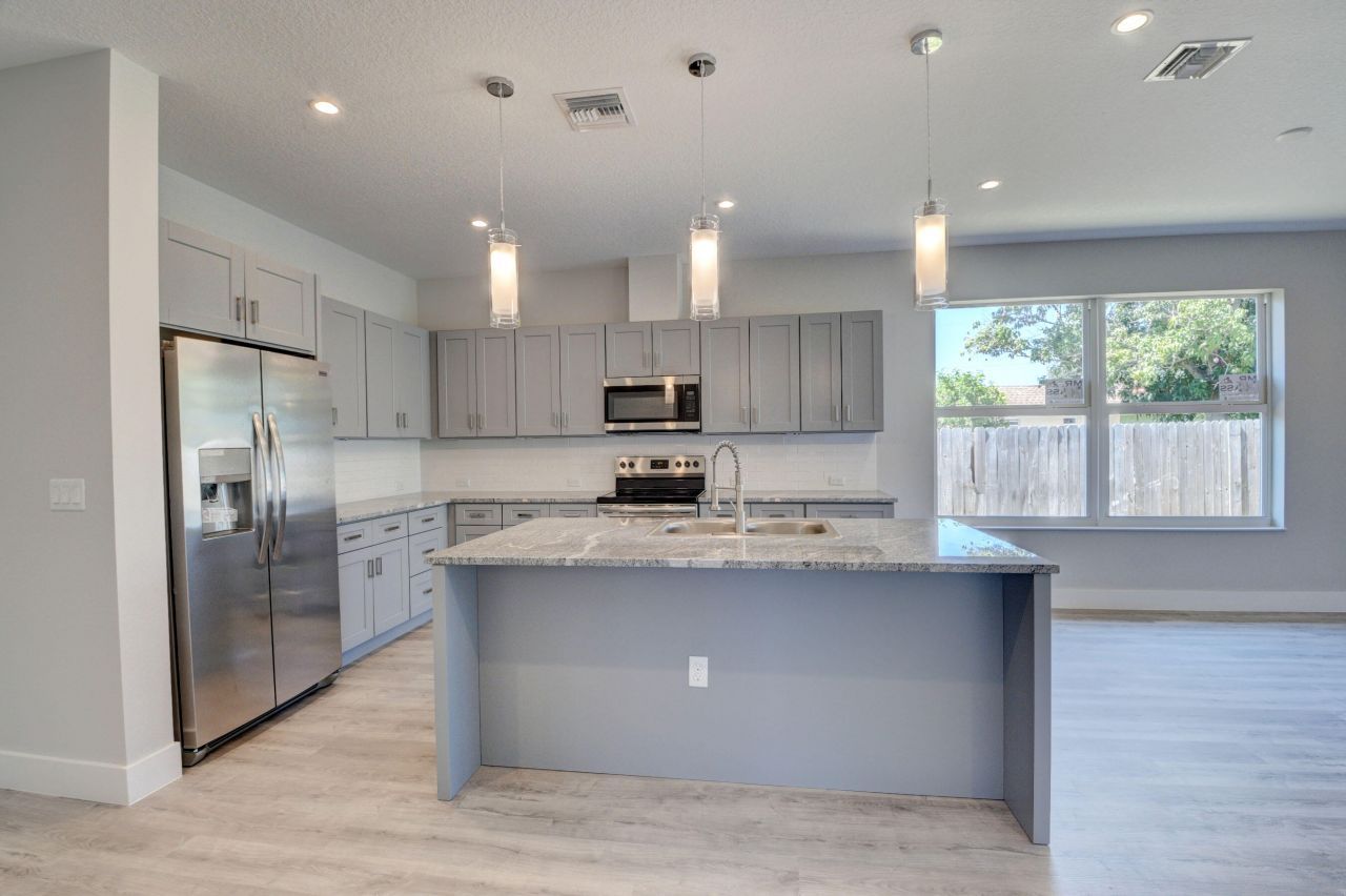 715 NW 1st Street, Delray Beach, FL 33444 Photo