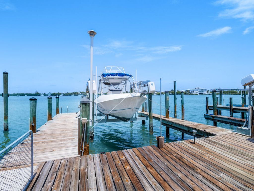 47 Sadowski, Key Colony, FL 33051 Photo