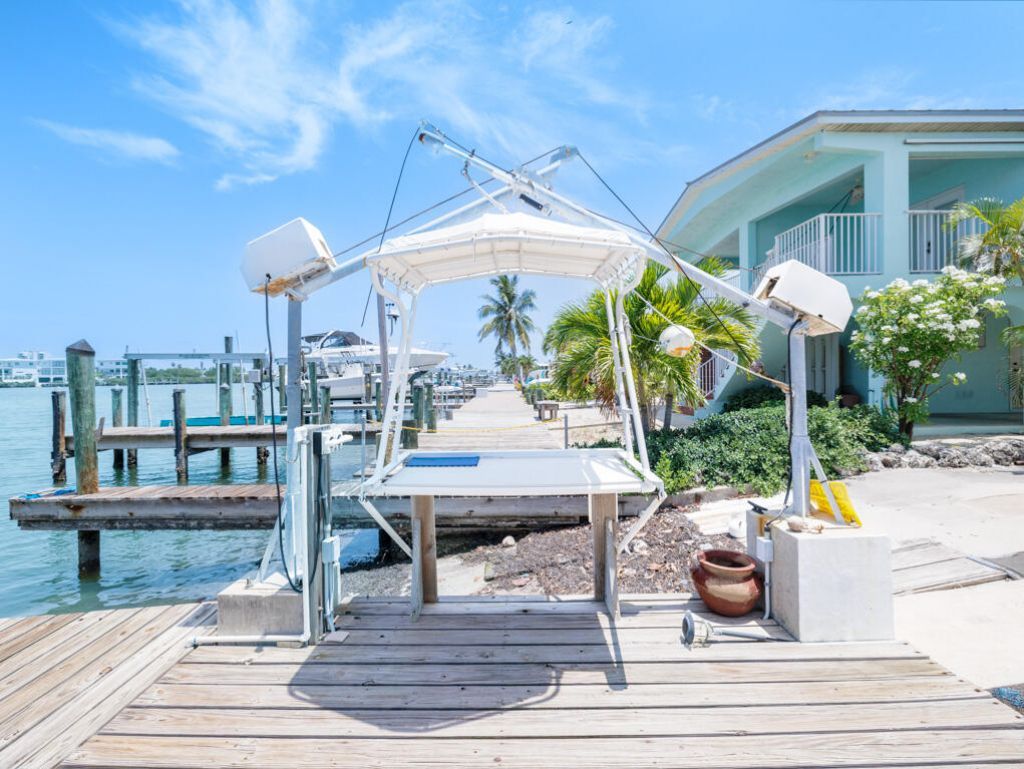 47 Sadowski, Key Colony, FL 33051 Photo