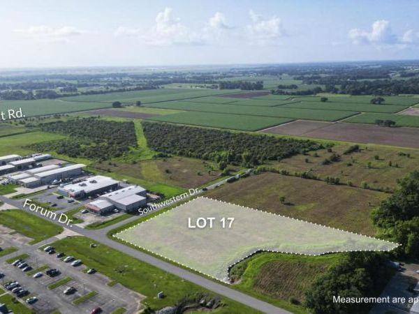 00 Forum (Lot 17) Drive, Broussard, LA 70518