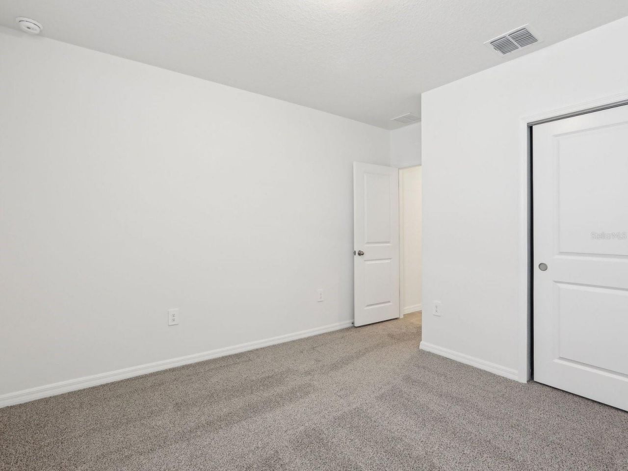 1361 Oak Valley Drive, Auburndale, FL 33823 Photo