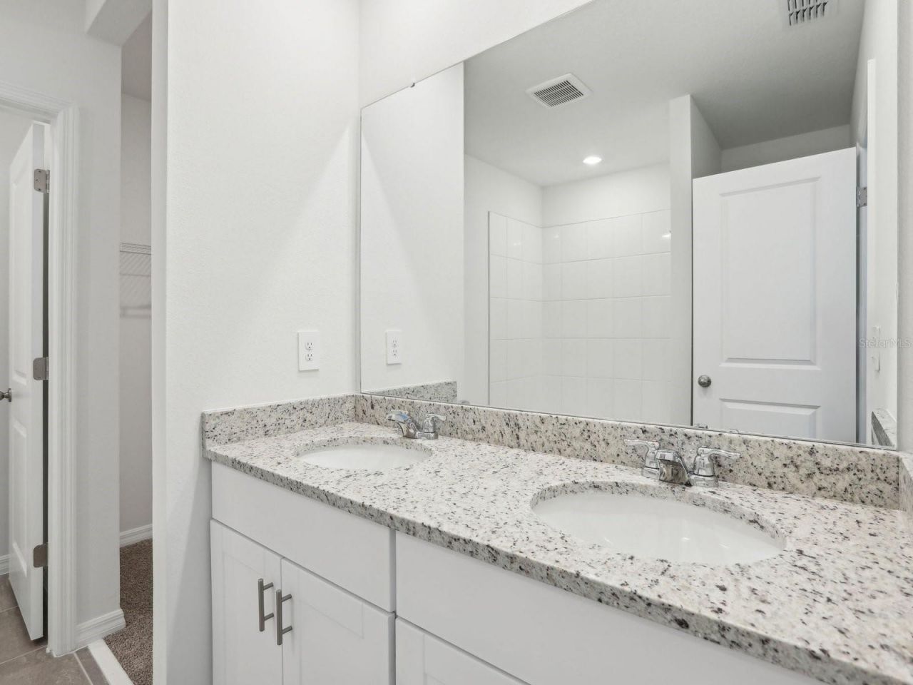 1361 Oak Valley Drive, Auburndale, FL 33823 Photo