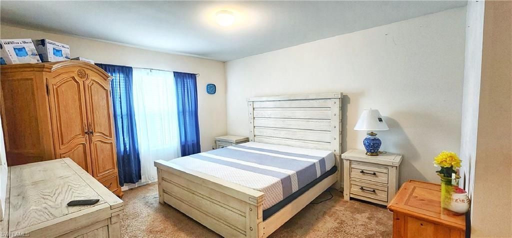 8330 Tortoise Isle Ct, Lehigh Acres, FL 33972 Photo