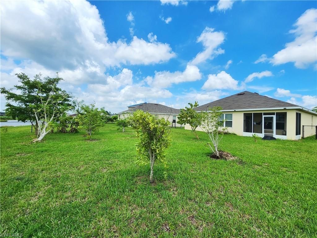 8330 Tortoise Isle Ct, Lehigh Acres, FL 33972 Photo