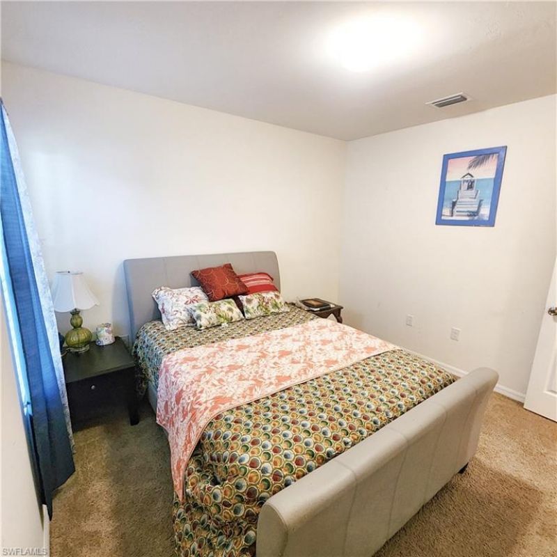 8330 Tortoise Isle Ct, Lehigh Acres, FL 33972 Photo