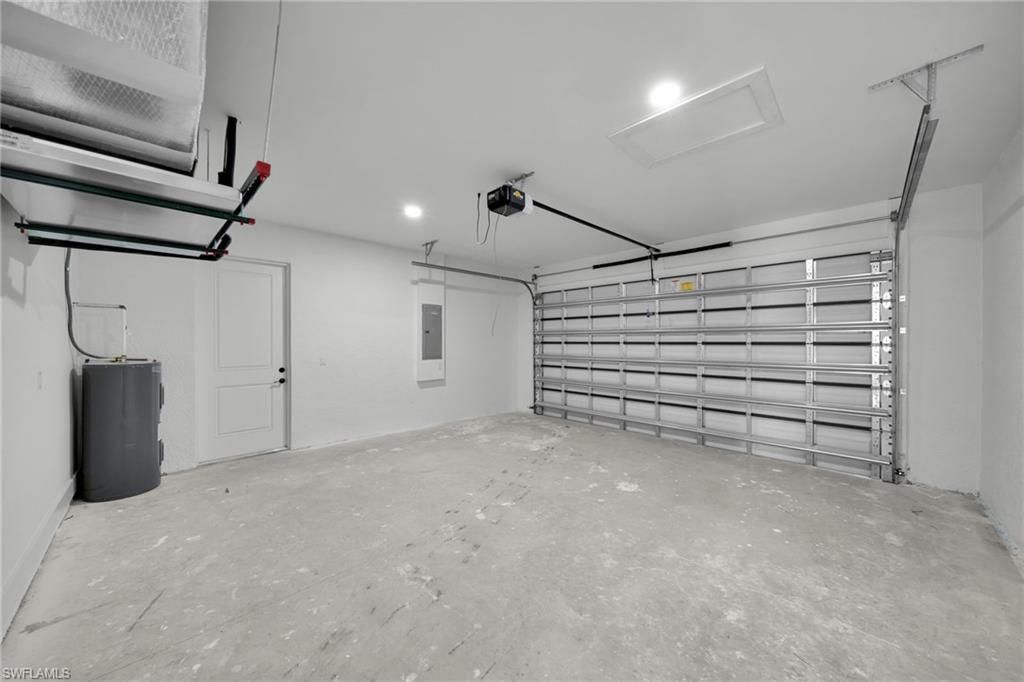 102 Grant Ave, Lehigh Acres, FL 33936 Photo