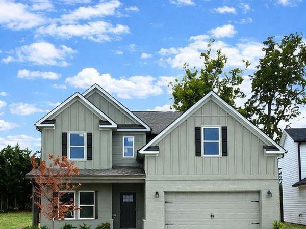 8245 Shrewsbury Lane, Ooltewah, TN 37363