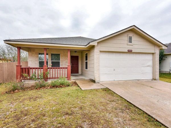 3000 Meadow LN, Taylor, TX 76574