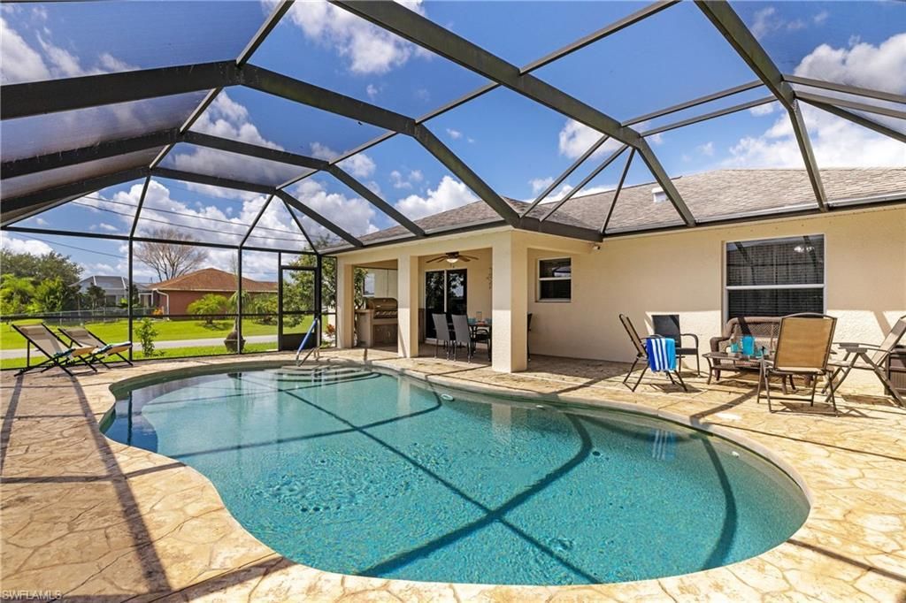 1001 NE 6th Ave, Cape Coral, FL 33909 Photo