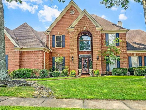 1941 LONHILL DR, Collierville, TN 38017
