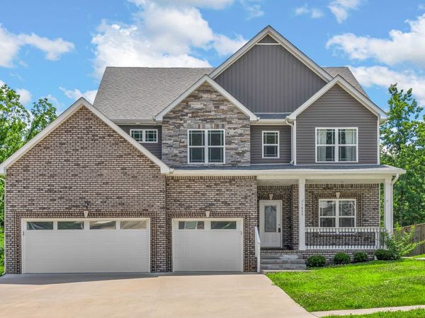 1025 Brightwood Ct, Clarksville, TN 37043