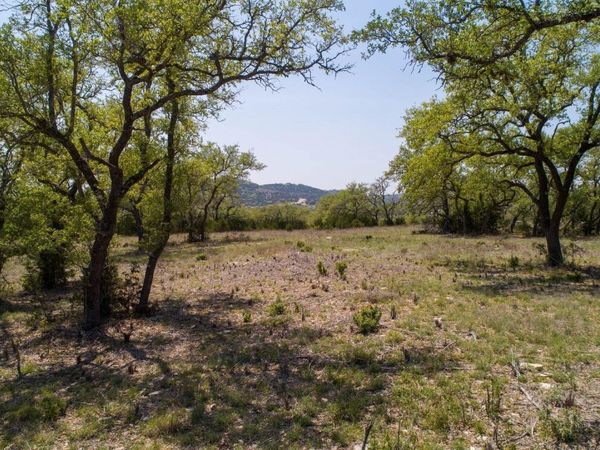 101 Bluff Ridge TRL, Blanco, TX 78606