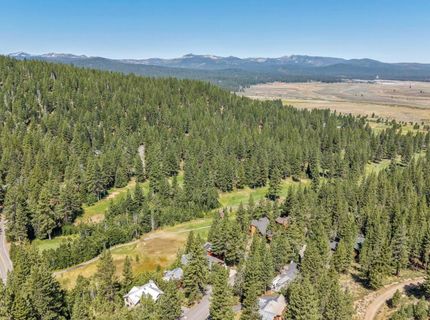 139 Basque, Truckee, CA 96161 Photo