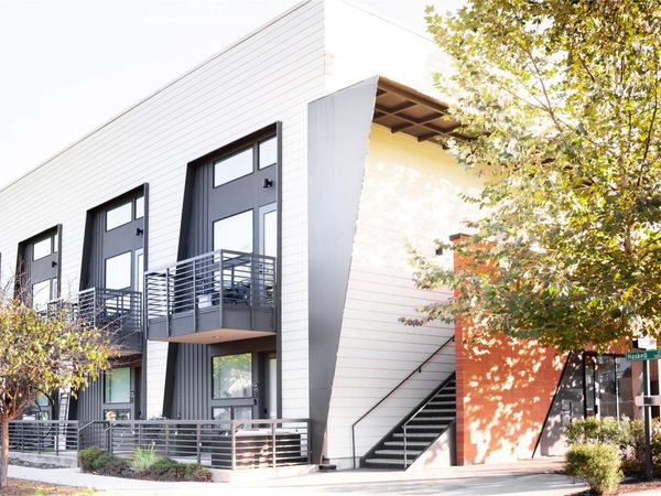 49 Navasota ST, Unit 202, Austin, TX 78702