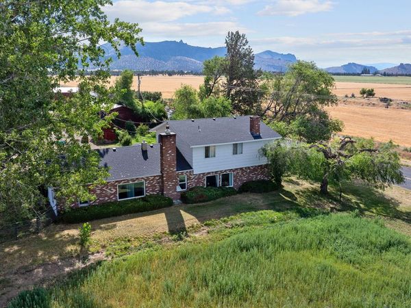 3422 SW Park Lane Lane, Culver, OR 97734