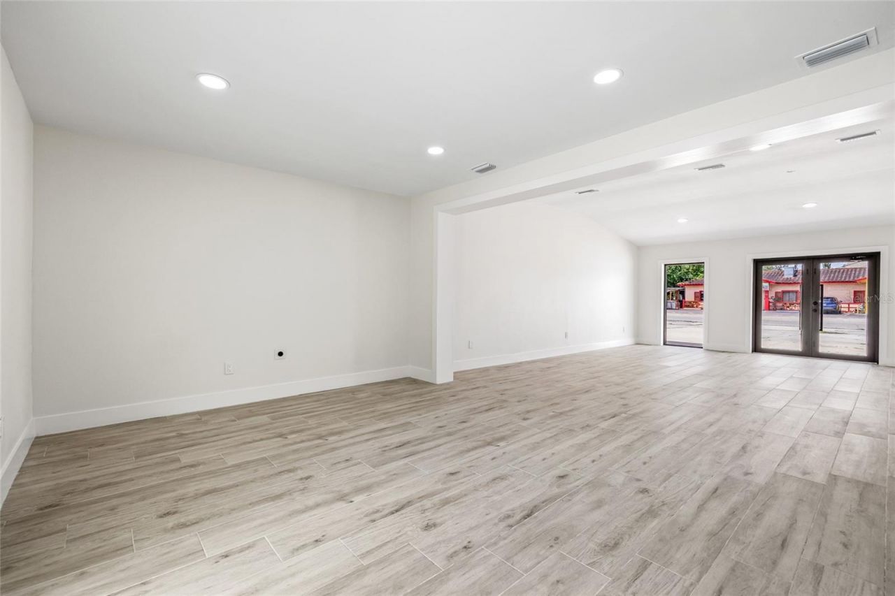 7311 N Armenia Avenue, Tampa, FL 33604 Photo