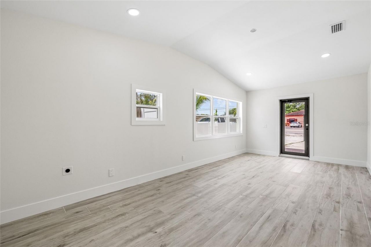 7311 N Armenia Avenue, Tampa, FL 33604 Photo