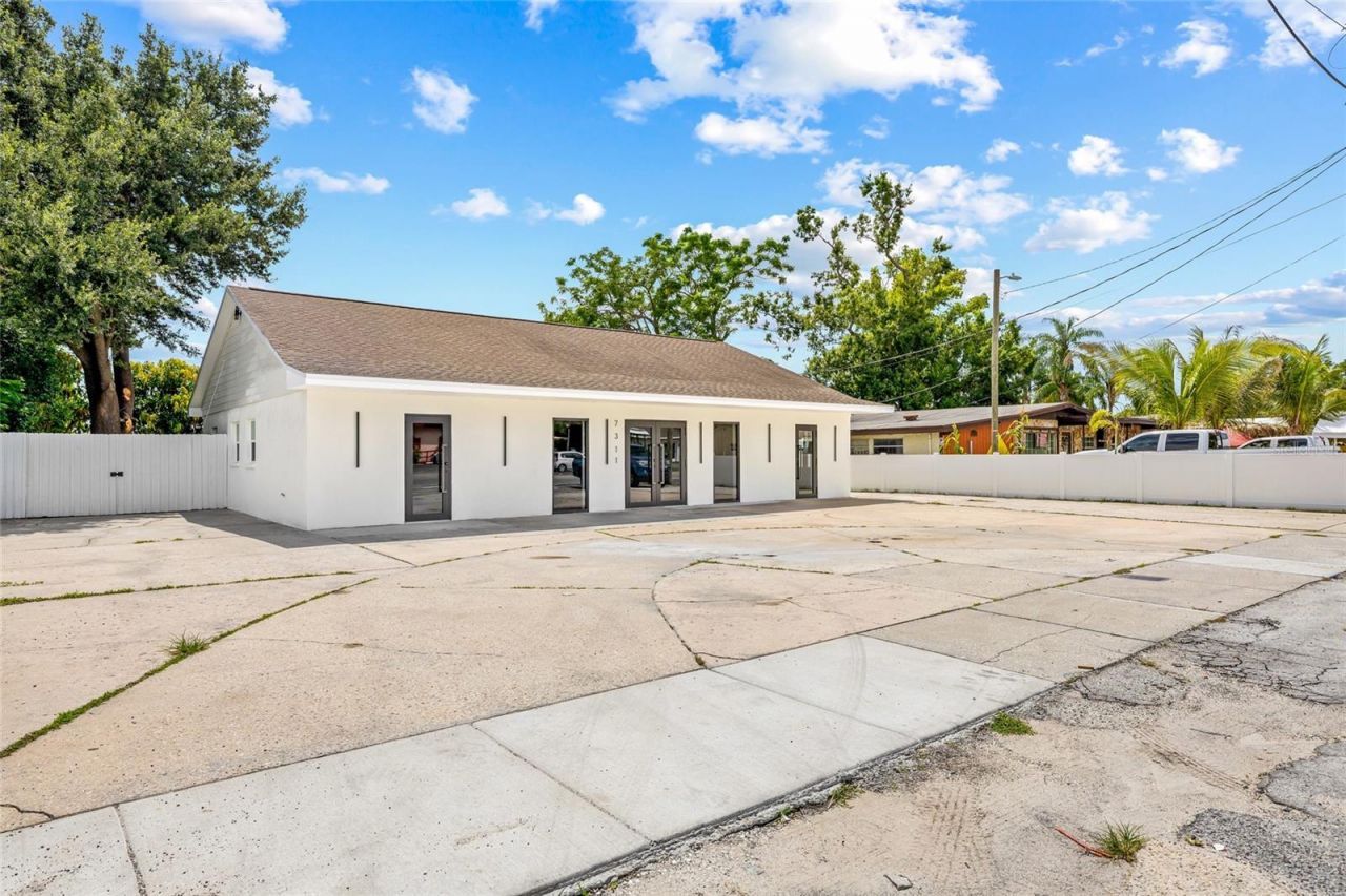 7311 N Armenia Avenue, Tampa, FL 33604 Photo