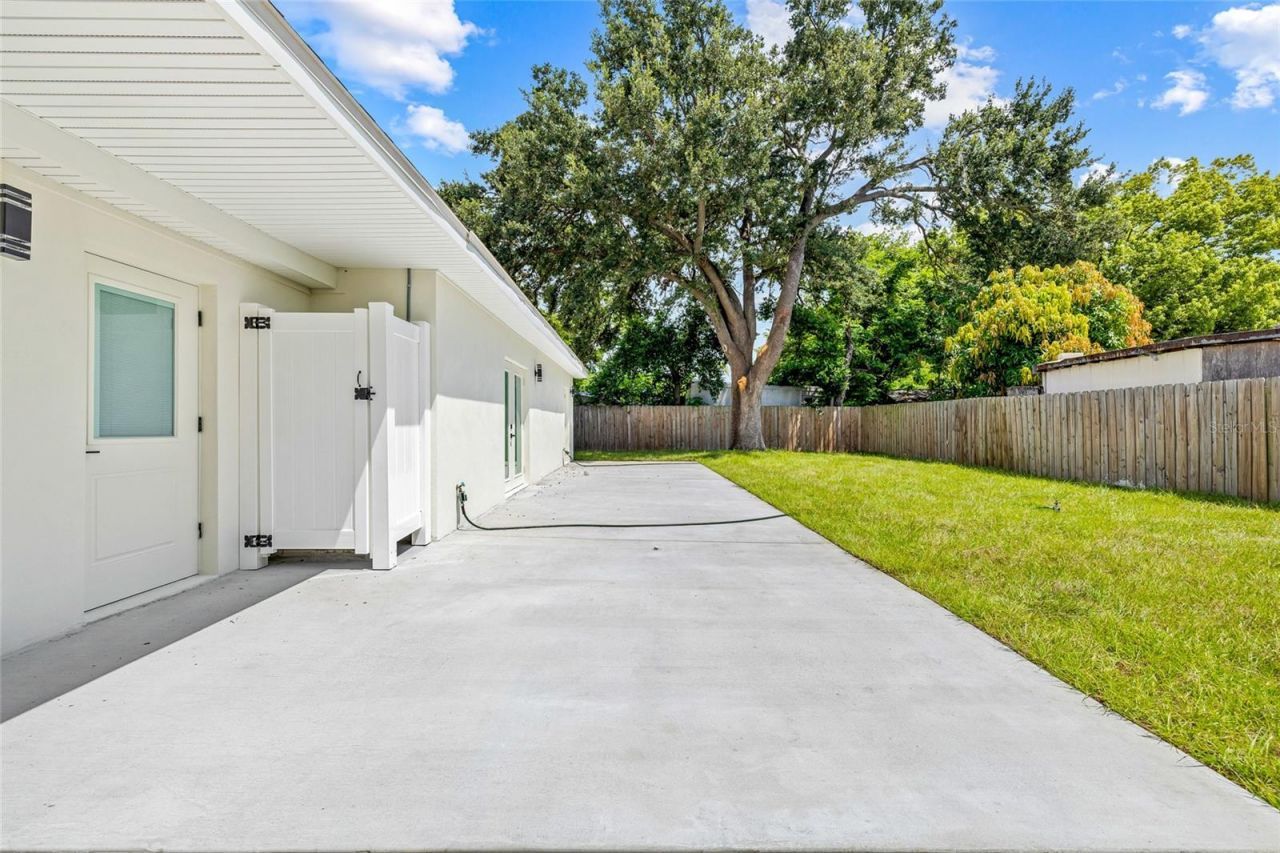 7311 N Armenia Avenue, Tampa, FL 33604 Photo