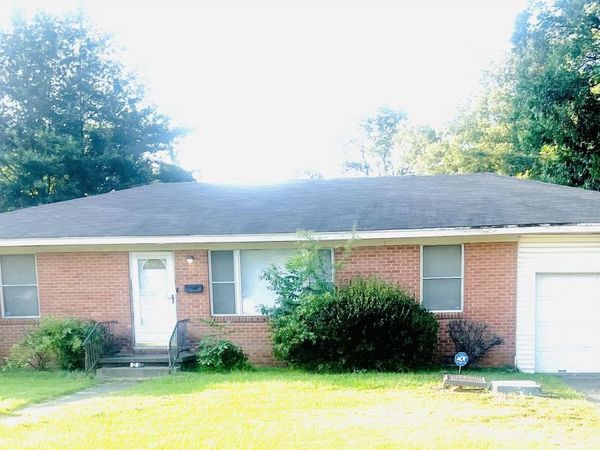 1405 W 23RD Street, Pine Bluff, AR 71603