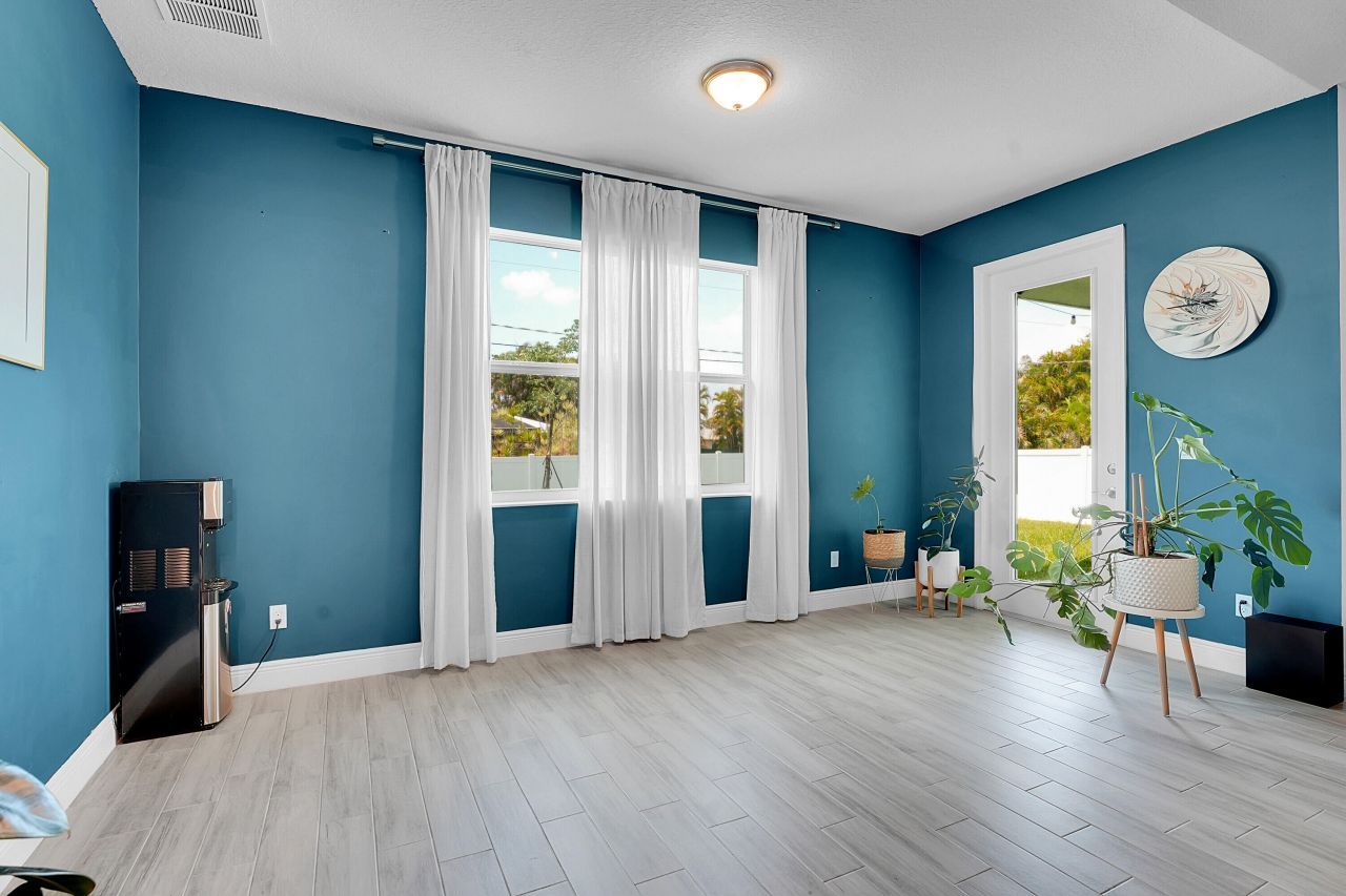 1150 SE Sabina Lane, Port Saint Lucie, FL 34983 Photo