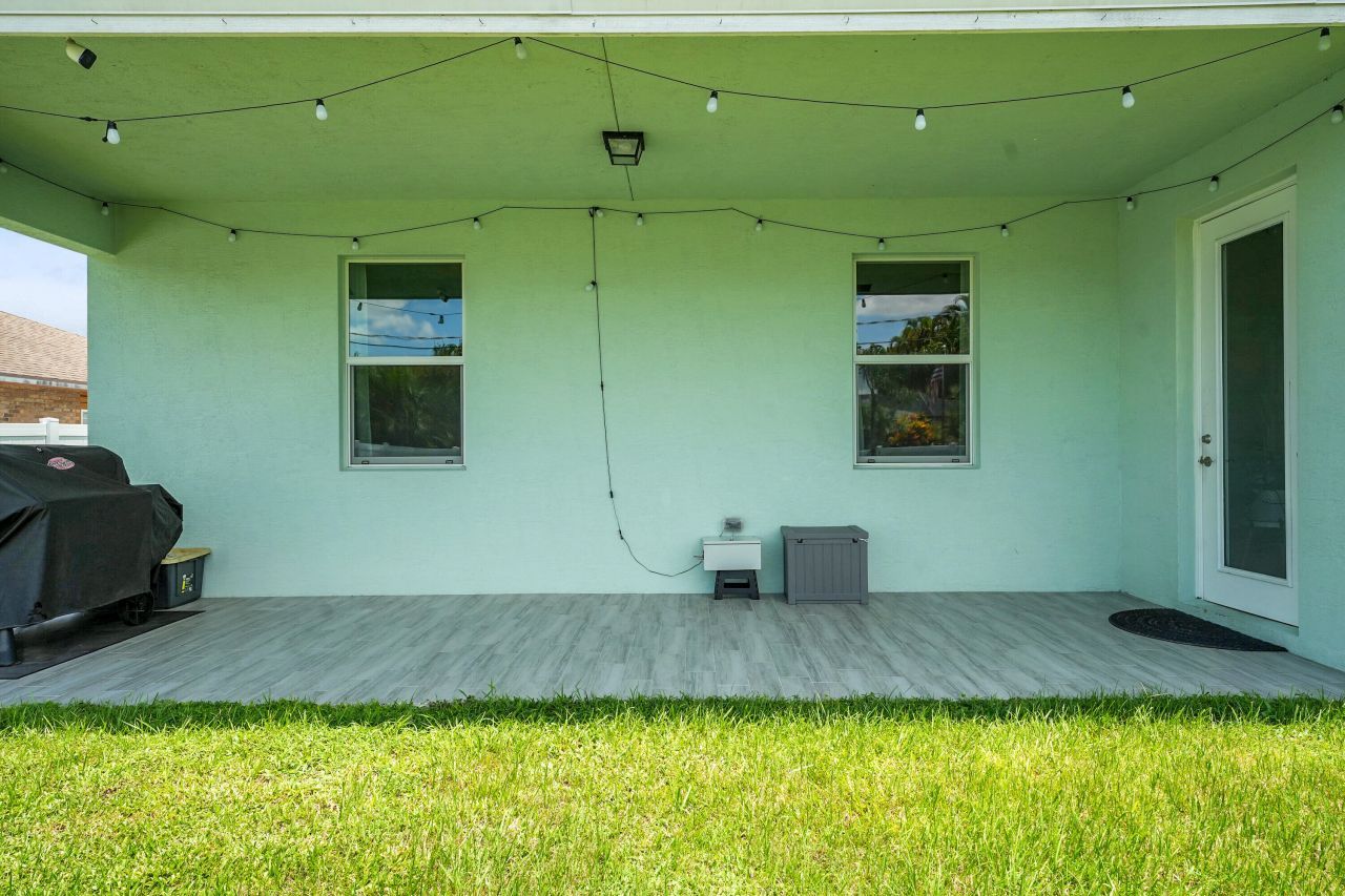 1150 SE Sabina Lane, Port Saint Lucie, FL 34983 Photo