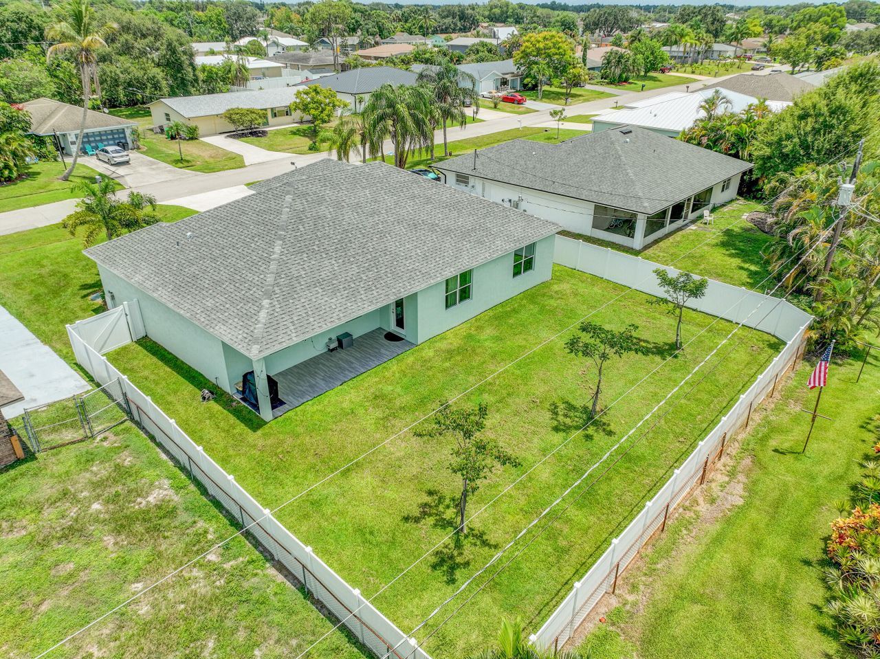 1150 SE Sabina Lane, Port Saint Lucie, FL 34983 Photo