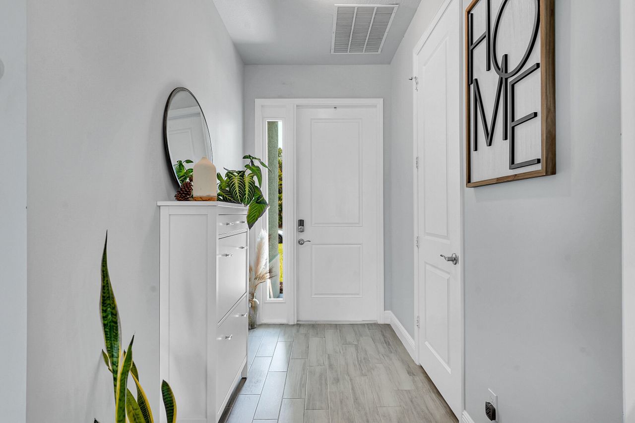 1150 SE Sabina Lane, Port Saint Lucie, FL 34983 Photo