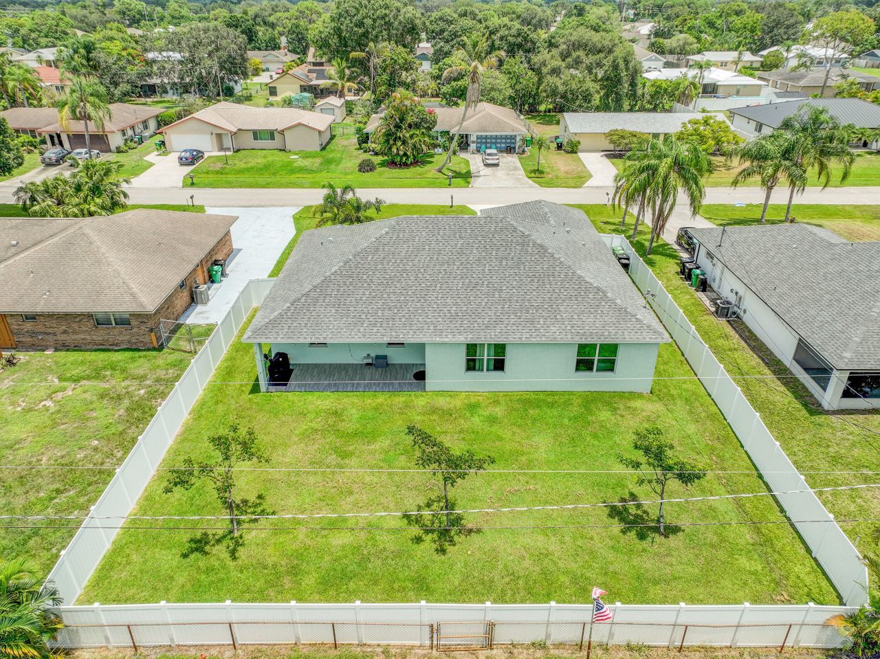 1150 SE Sabina Lane, Port Saint Lucie, FL 34983 Photo