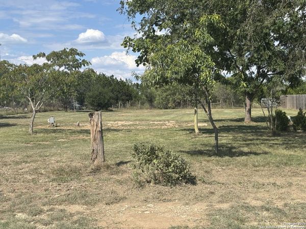 707 Mountain View, Bandera, TX 78003