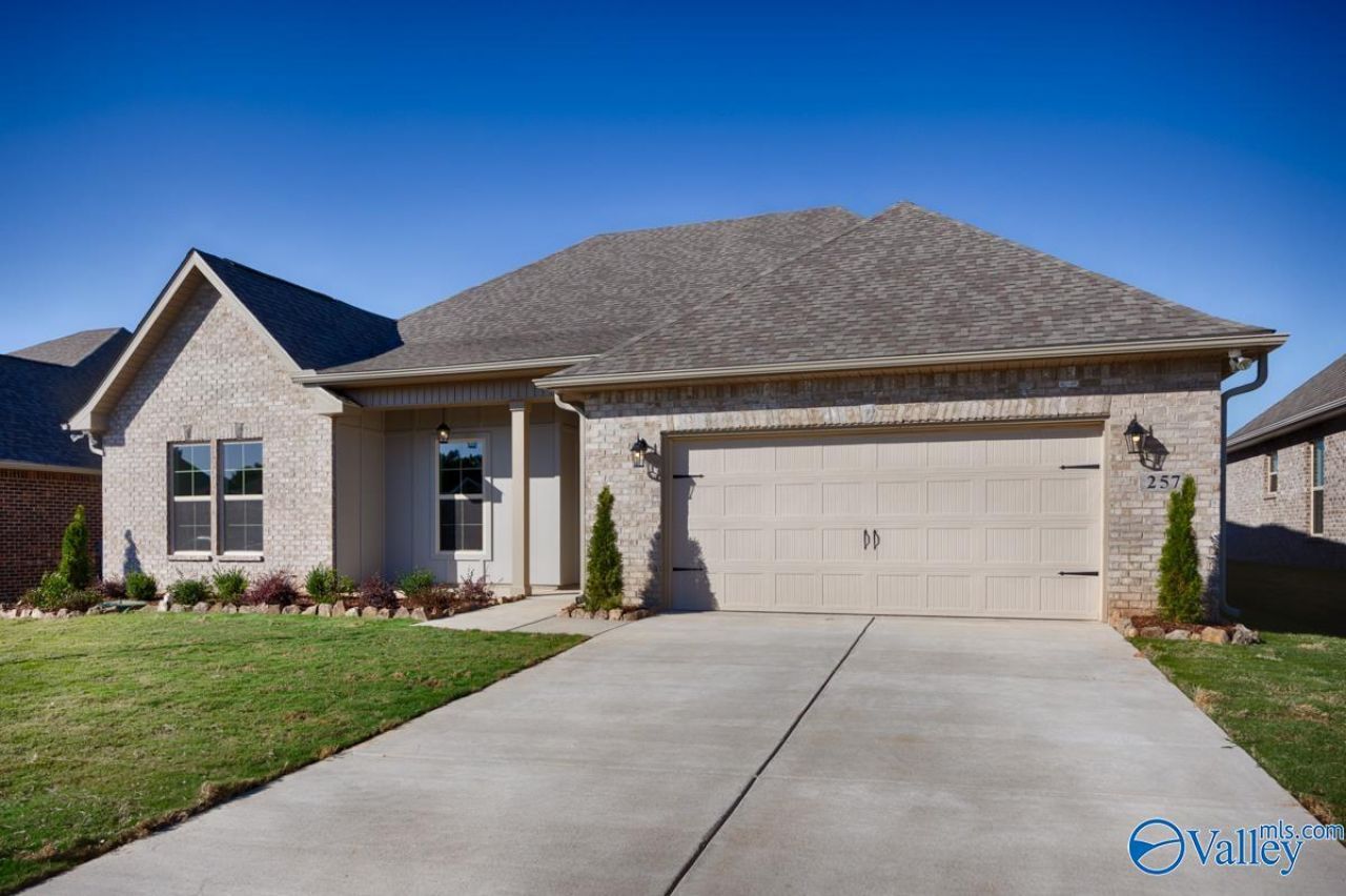 257 John Harold Drive, Meridianville, AL 35759 Main Photo