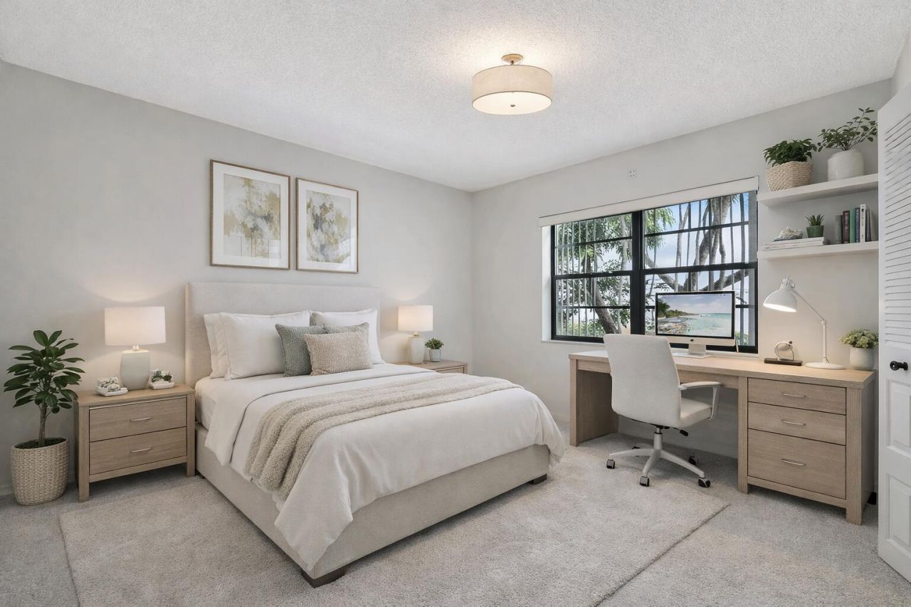 4640 Lucerne Lakes Boulevard, Unit 206, Lake Worth, FL 33467 Photo